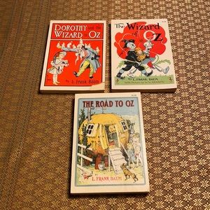 Vintage Wizard of Oz Books